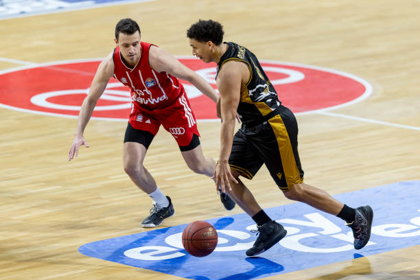 一旦顶格处 一旦顶格处