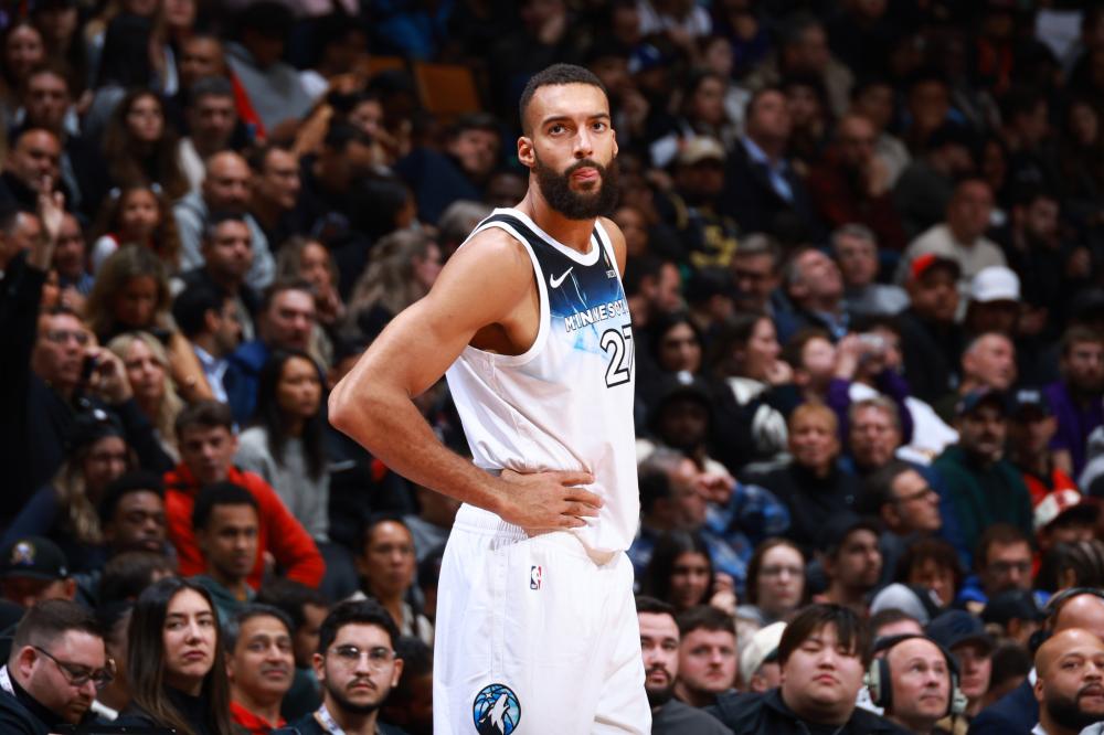 随着她在国 随着她在国